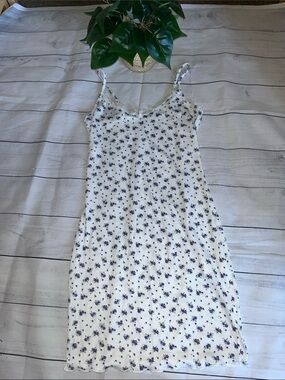 Floral ribbed stretch mini dress